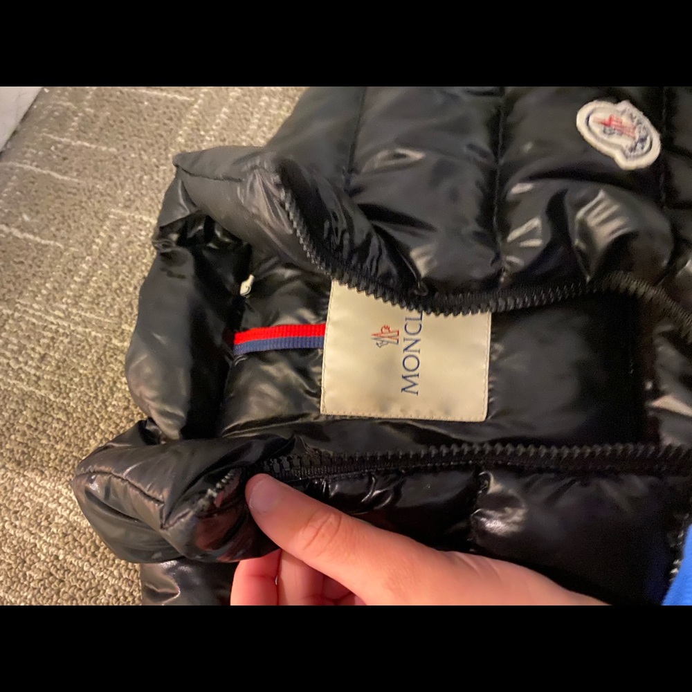 Vest - Picture 2 of 2